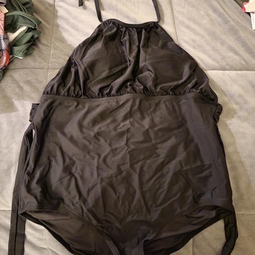 Bathing suit